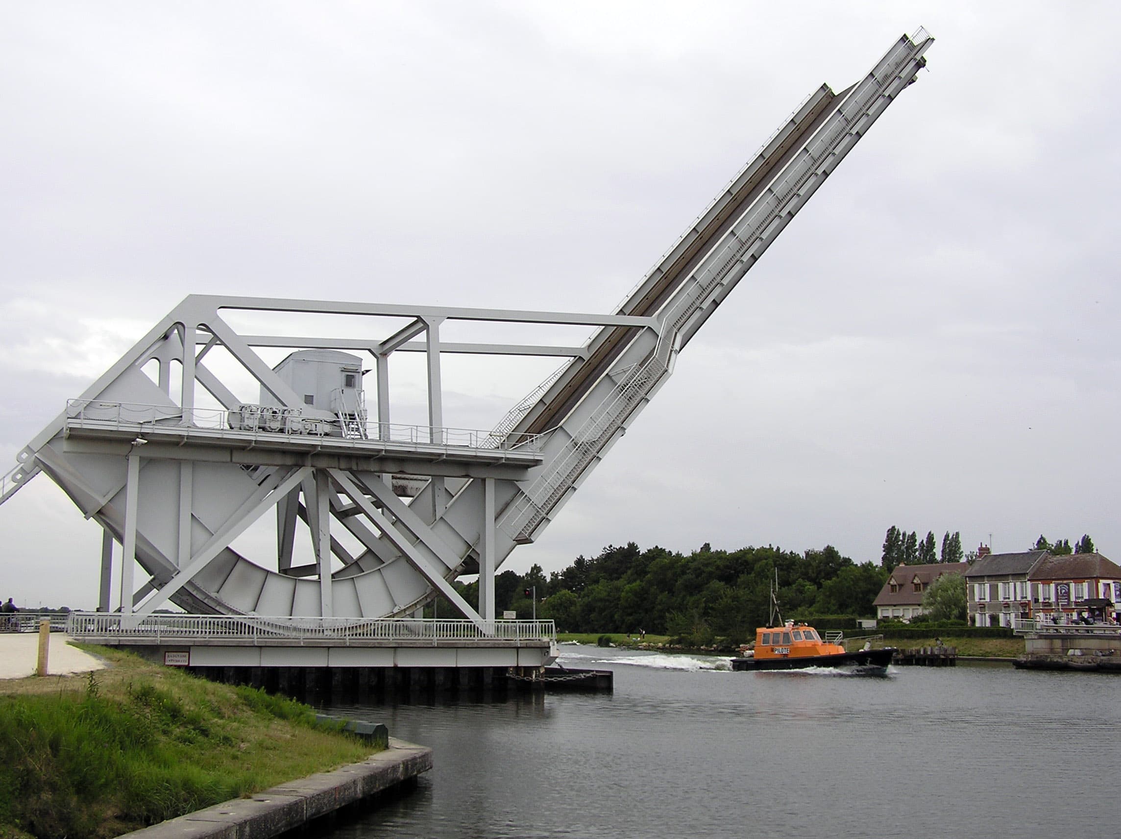 Pegasus Bridge and Merville: The British Airborne on D-Day