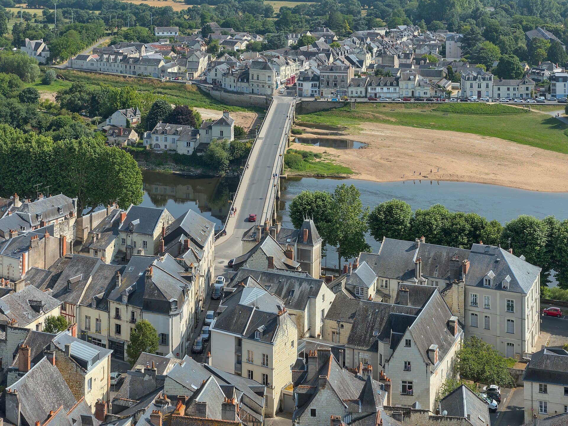Chinon and Ussé: Joan of Arc's Fortress and Sleeping Beauty's Castle