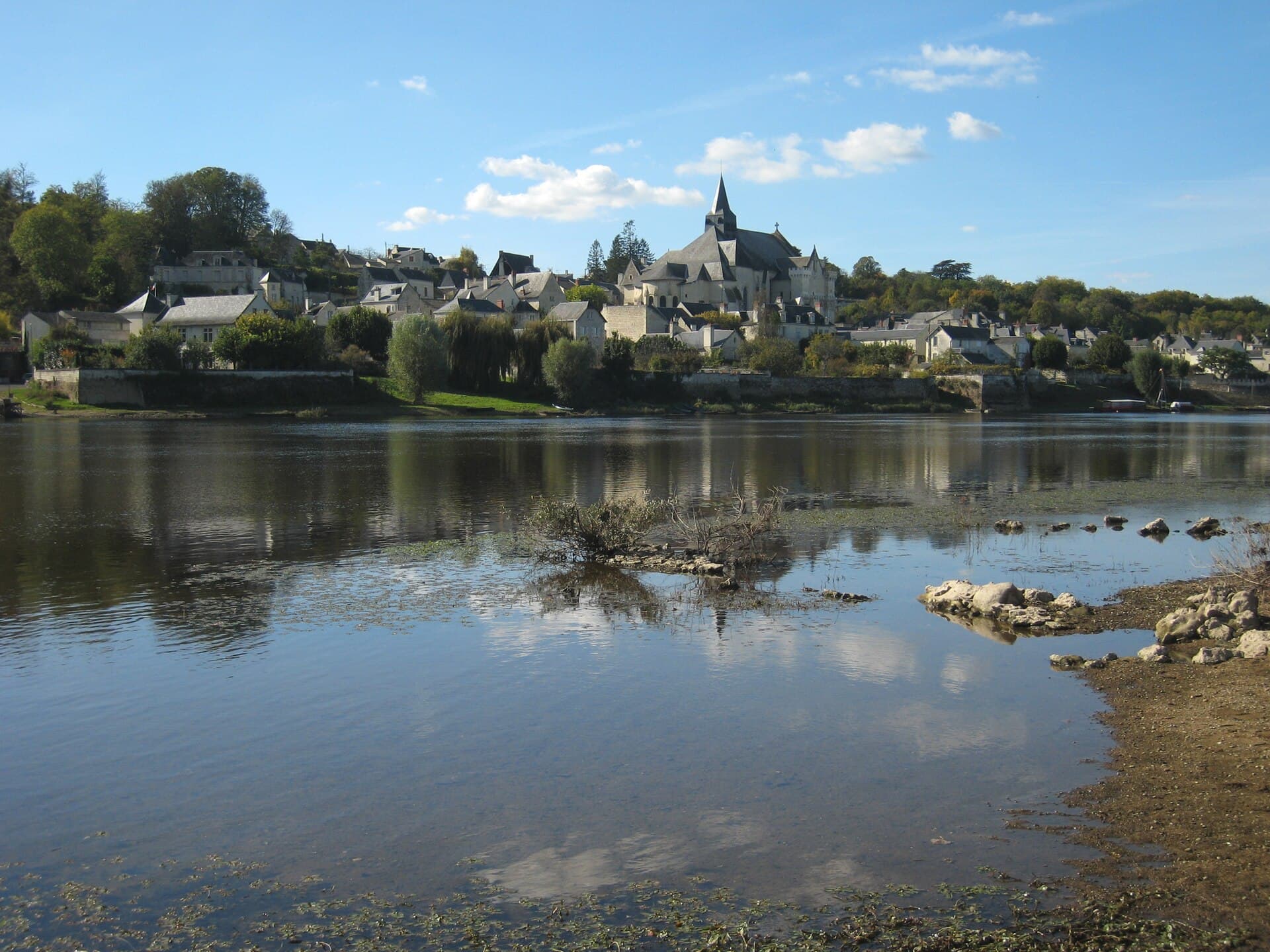 Candes-Saint-Martin: Where Saint Martin Died, at the Meeting of the Vienne and the Loire