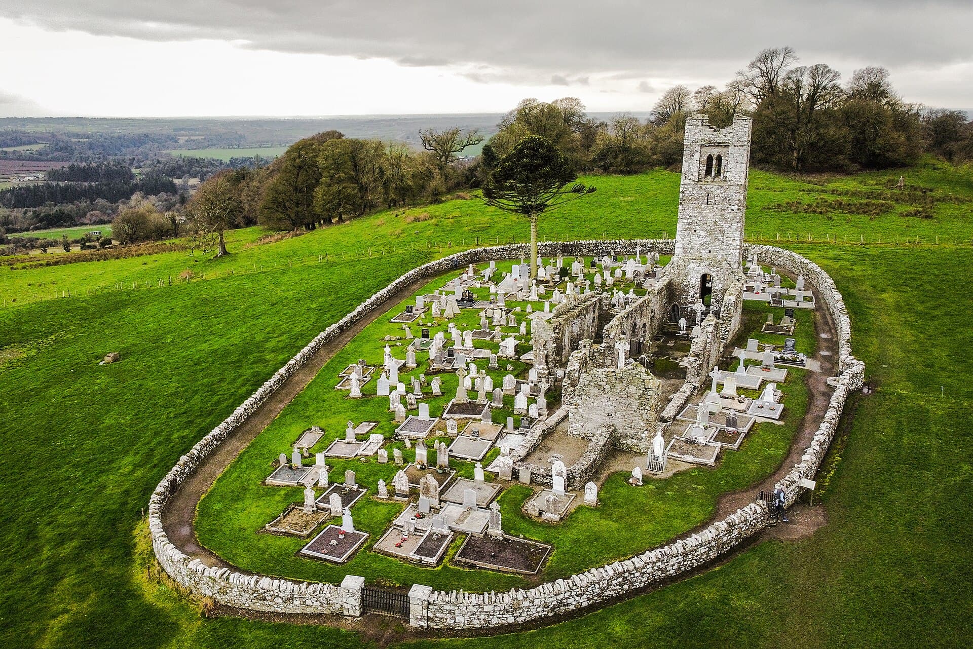The Hill of Slane: The Fire That Was Not Allowed