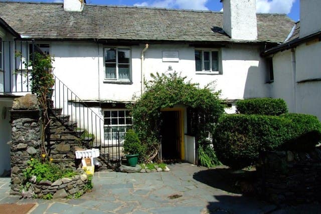 Hawkshead and Hill Top: Beatrix Potter's Farm