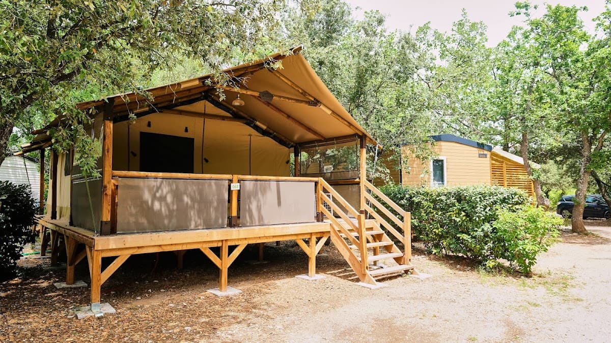 Camping Les Chênes Blancs | Pausado