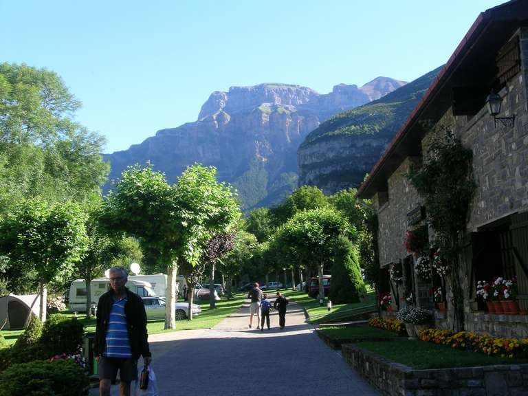 Camping Rio Ara