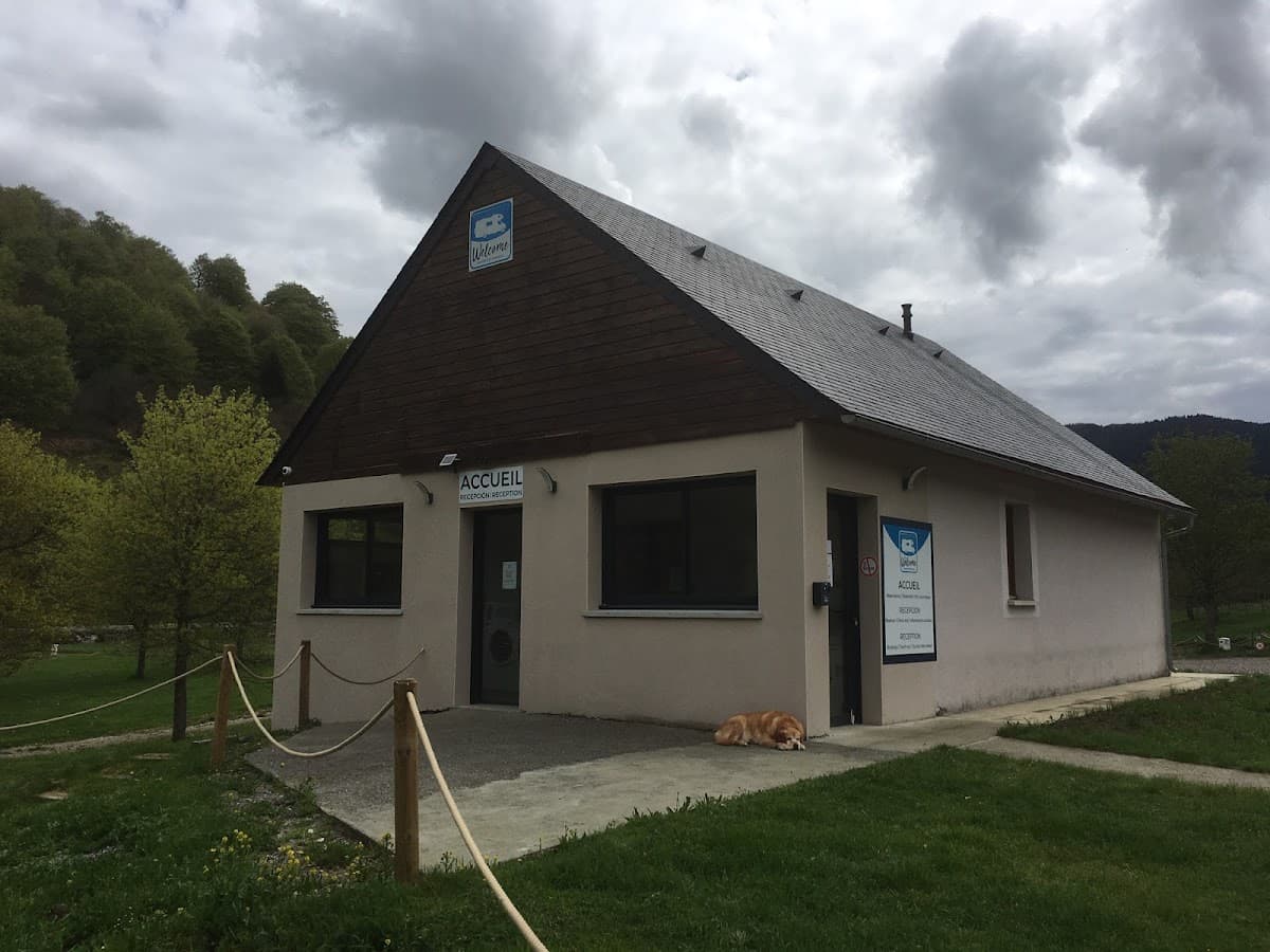 Camping automatique pour camping cars, tentes et caravanes "Welcome IV Véziaux"