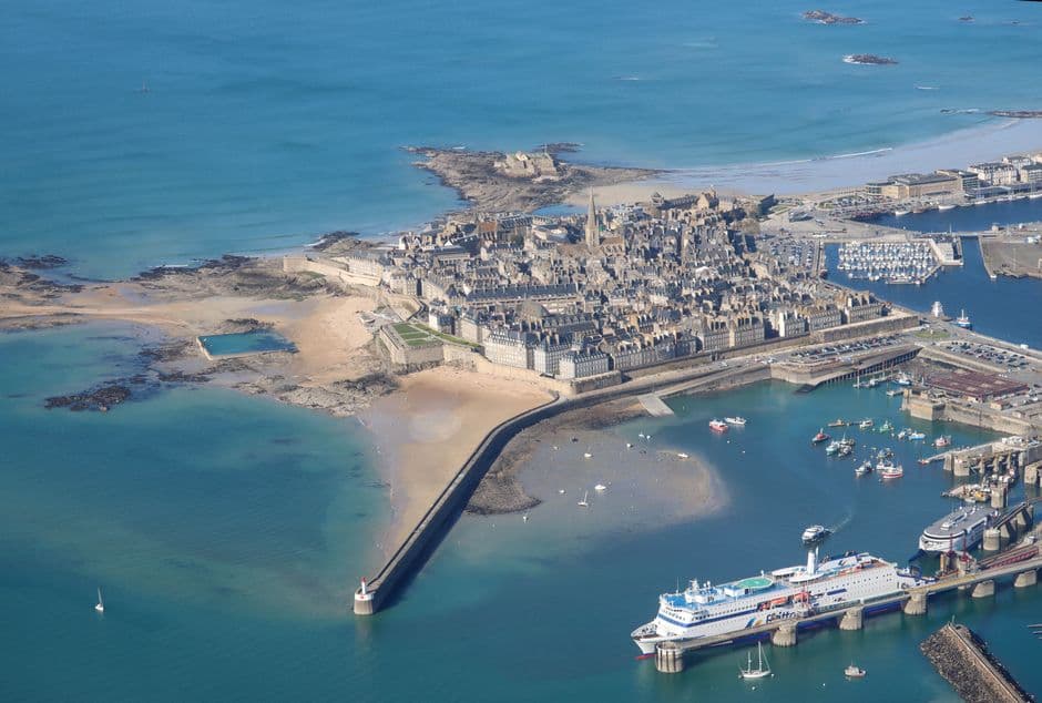 Saint-Malo: The Corsairs' Ramparts and the Grand Bé