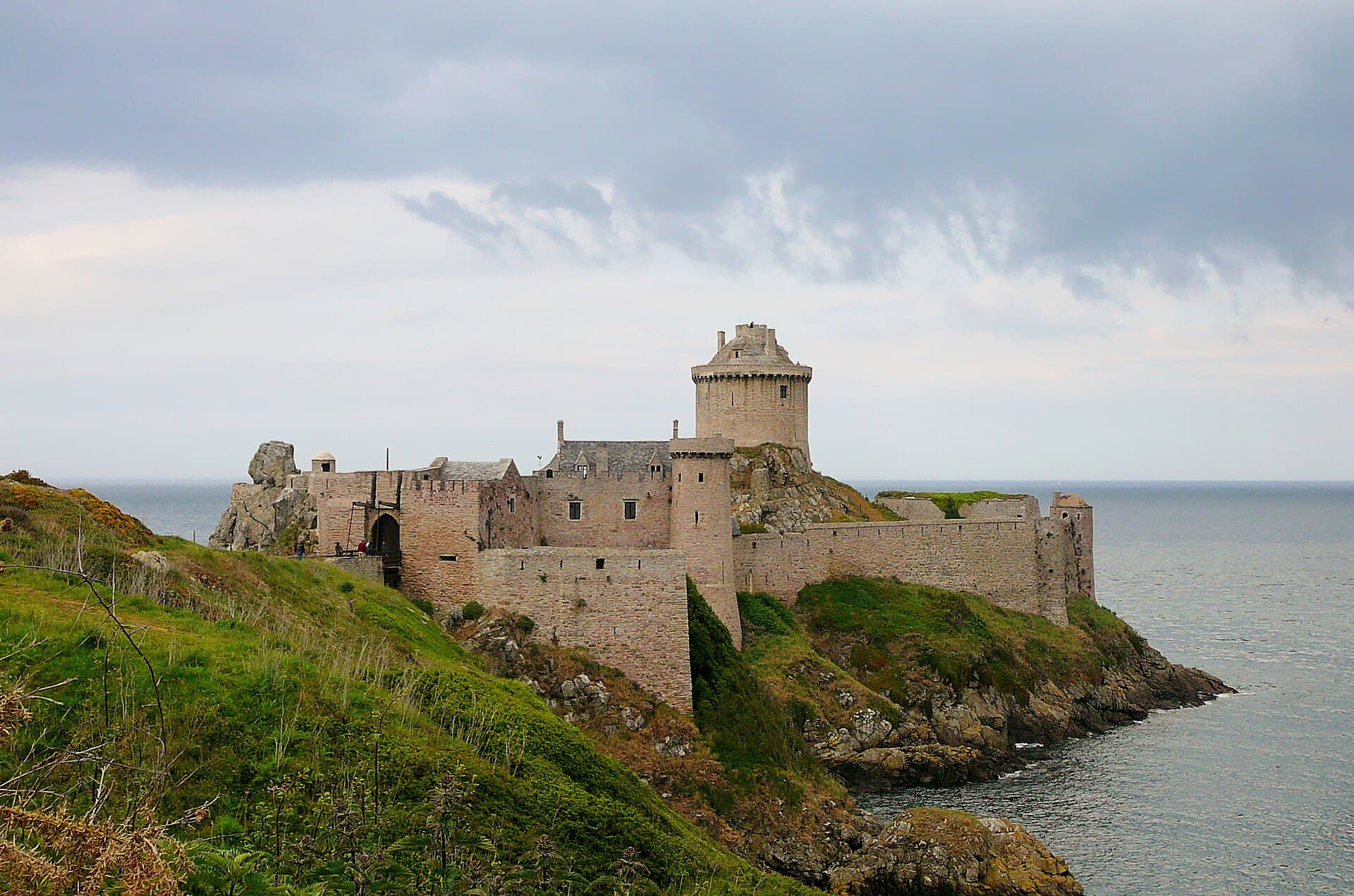 Cap Fréhel and Fort la Latte: Seabird Cliffs and the Castle from The Vikings