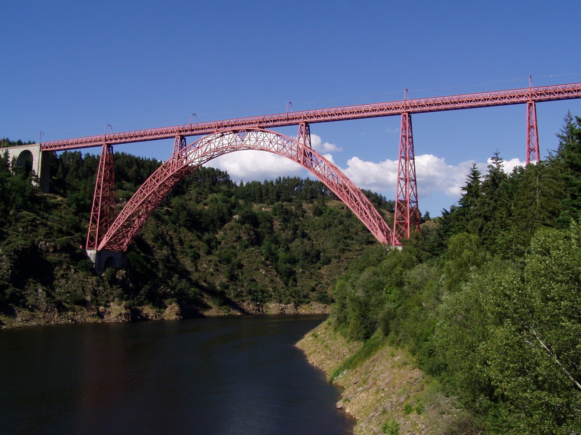 Garabit: Eiffel's Viaduct over the Truyère and the Castle of Alleuze