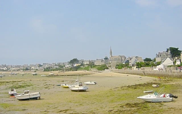 Île de Batz: The Delaselle Garden and the Great Lighthouse