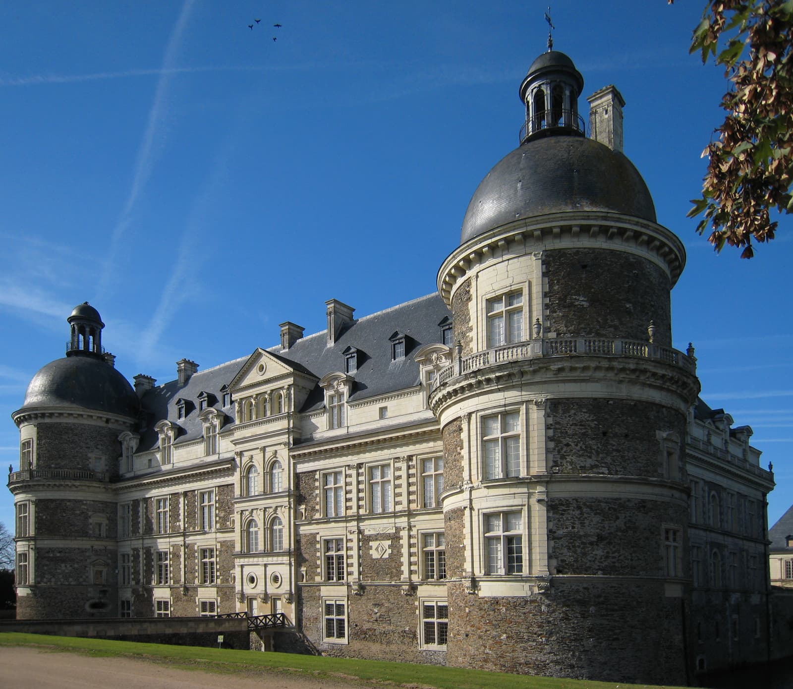 Serrant: The Slave Trader's Château, and a Library of 12,000 Books
