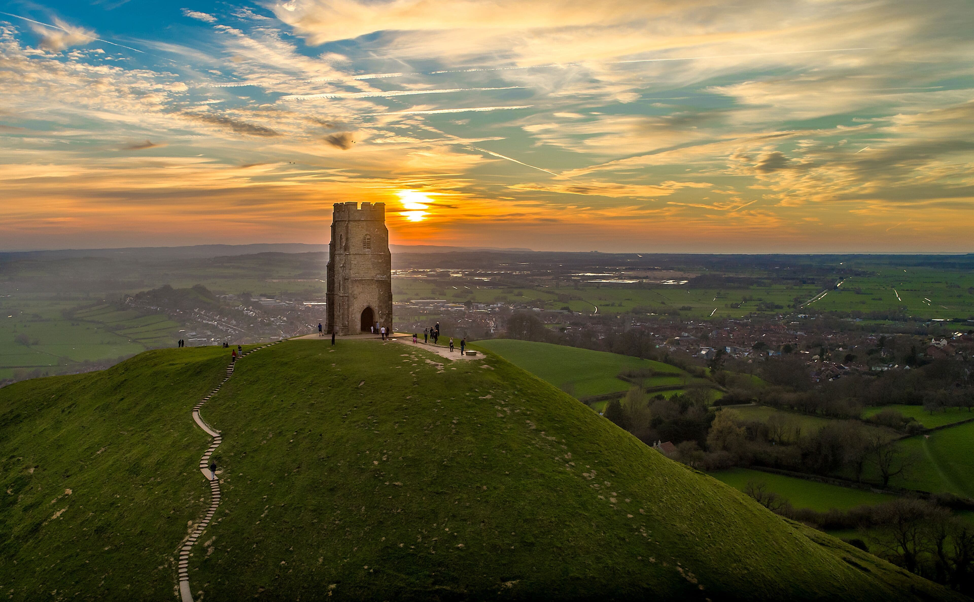 Glastonbury: Tor, Thorn and Holy Spring