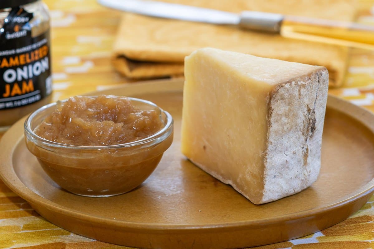 Hawes and the Buttertubs: Wensleydale Cheese and the Butter Holes